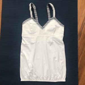 Lululemon White Workout Tank size 6